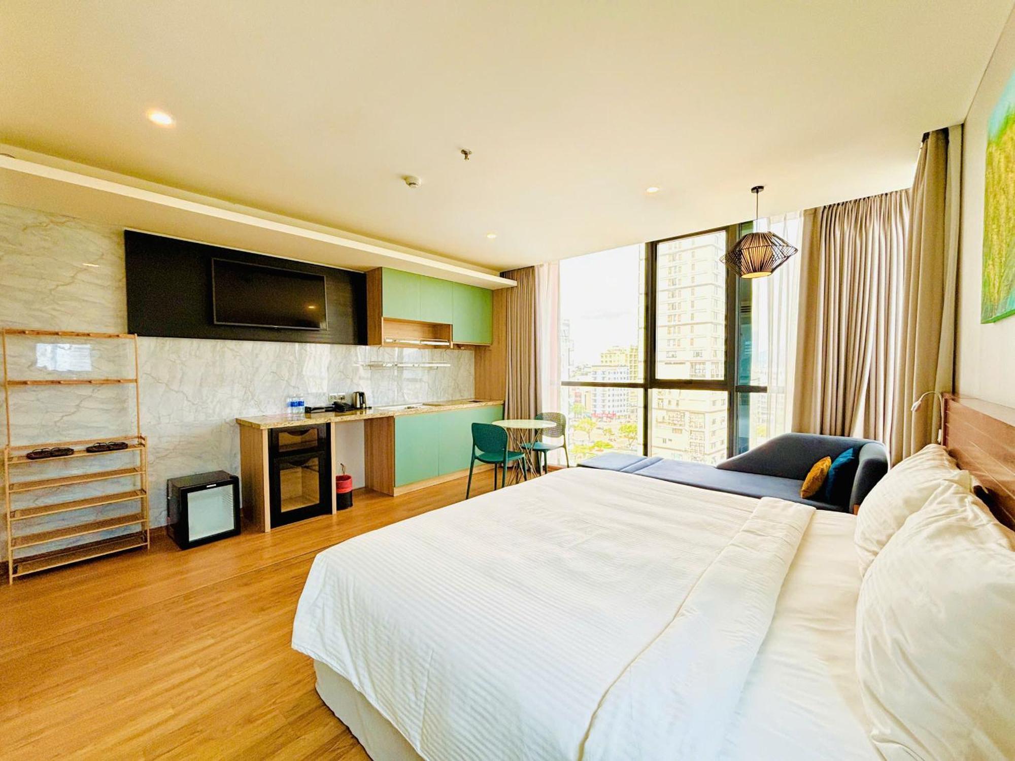 Nam Hotel & Residences Da Nang Exterior photo